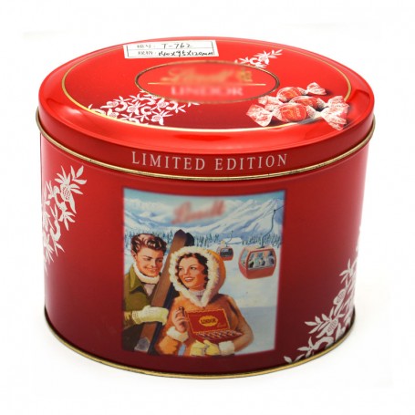 Oval chocolate tin cans
