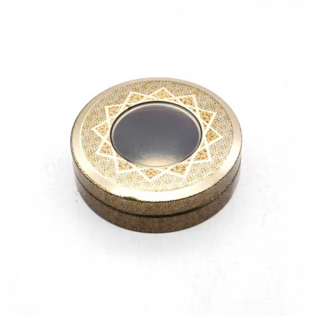 Металлический ящик из шафрана