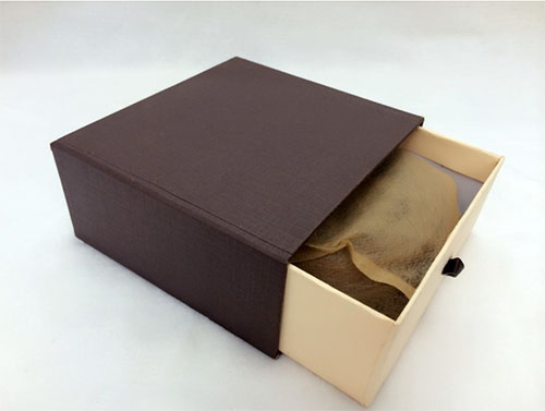 Thanksgiving gift box with sliding lid