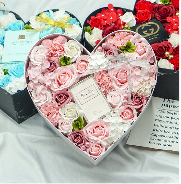 Heart Shaped Christmas Gift Box