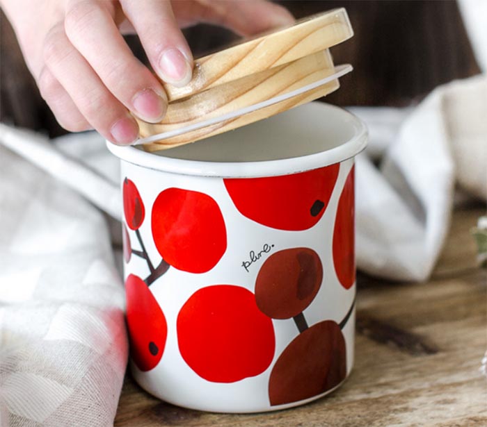 Japanese style red ceramic tea caddy