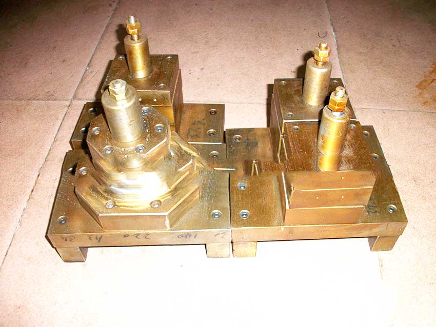 Tin box mould