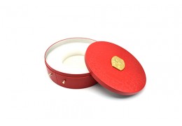Introduction of inner support material of metal gift box